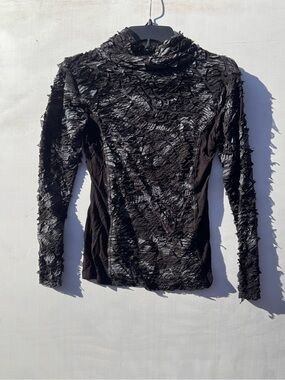 Linea Domani Limited Collection Avandt Garde Turtleneck, Size Small